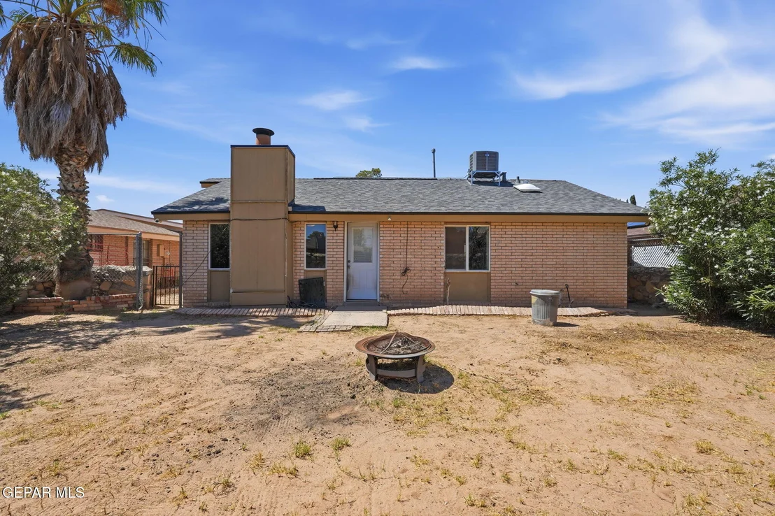 Photo of 11837 LEWIS LEE Court