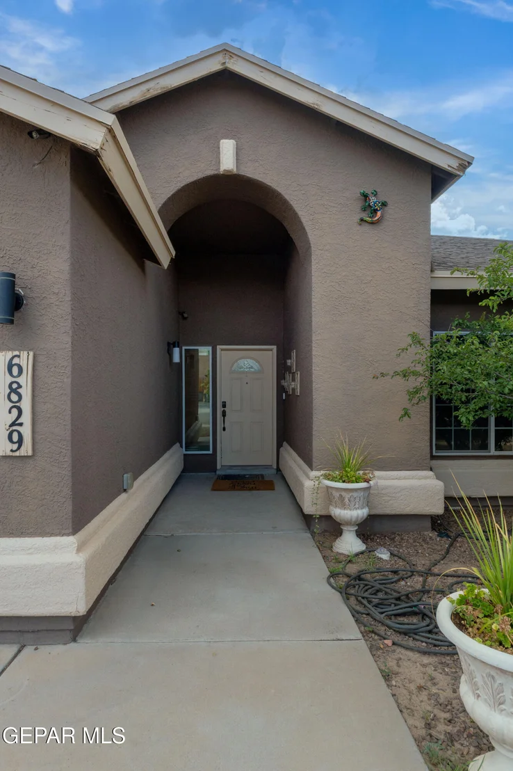 Photo of 6829 STEFFERS Lane