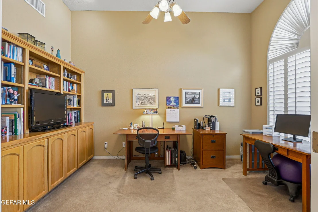 Photo of 1054 Eagle Ridge Drive