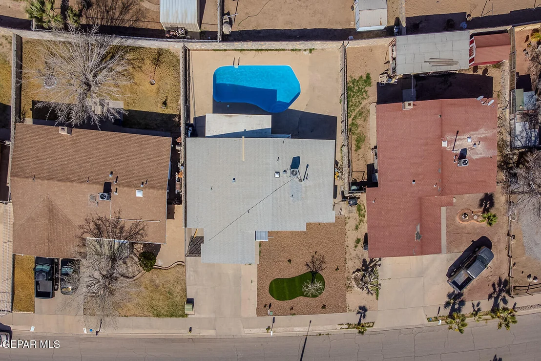 Photo of 8747 PLAINS Drive