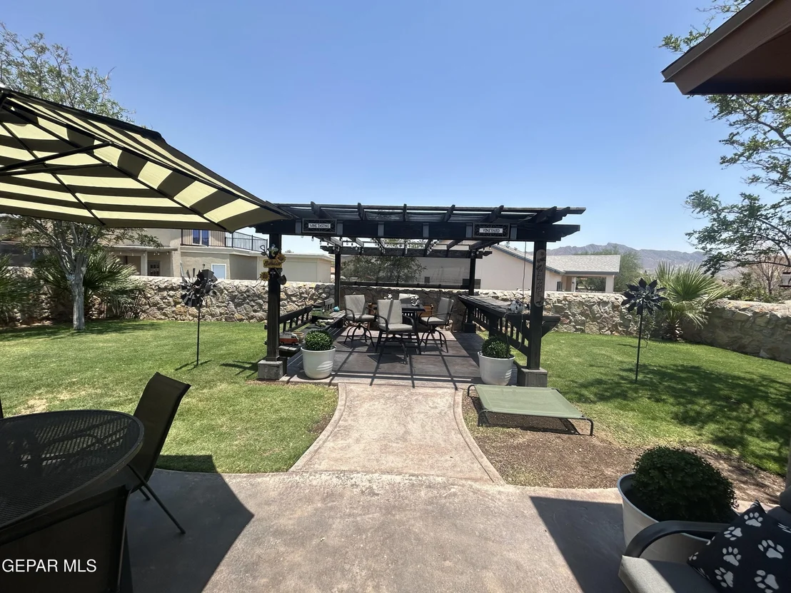 Photo of 637 TORRES ALTOS Street