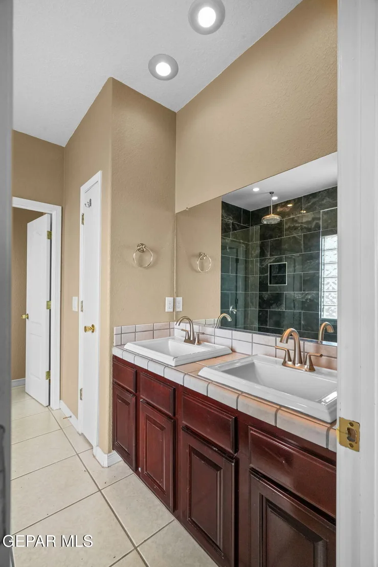 Photo of 1611 PLAYA DEL SOL Street