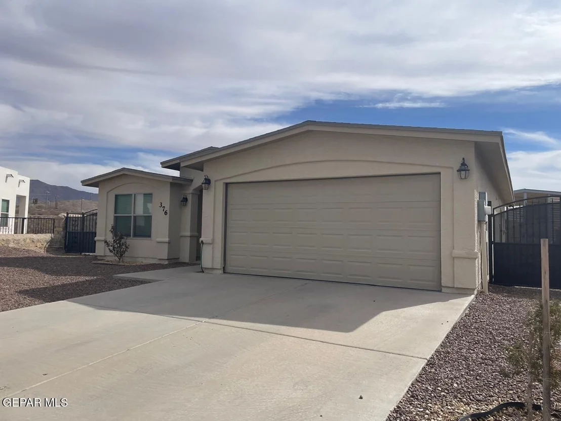 Photo of 376 AIDAN GORDON Circle