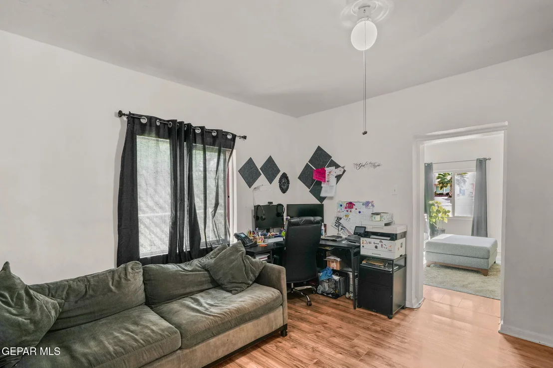 Photo of 120 PENDALE Road
