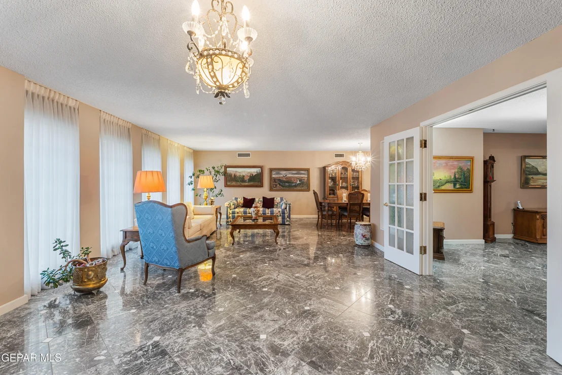 Photo of 6233 Meteor Way