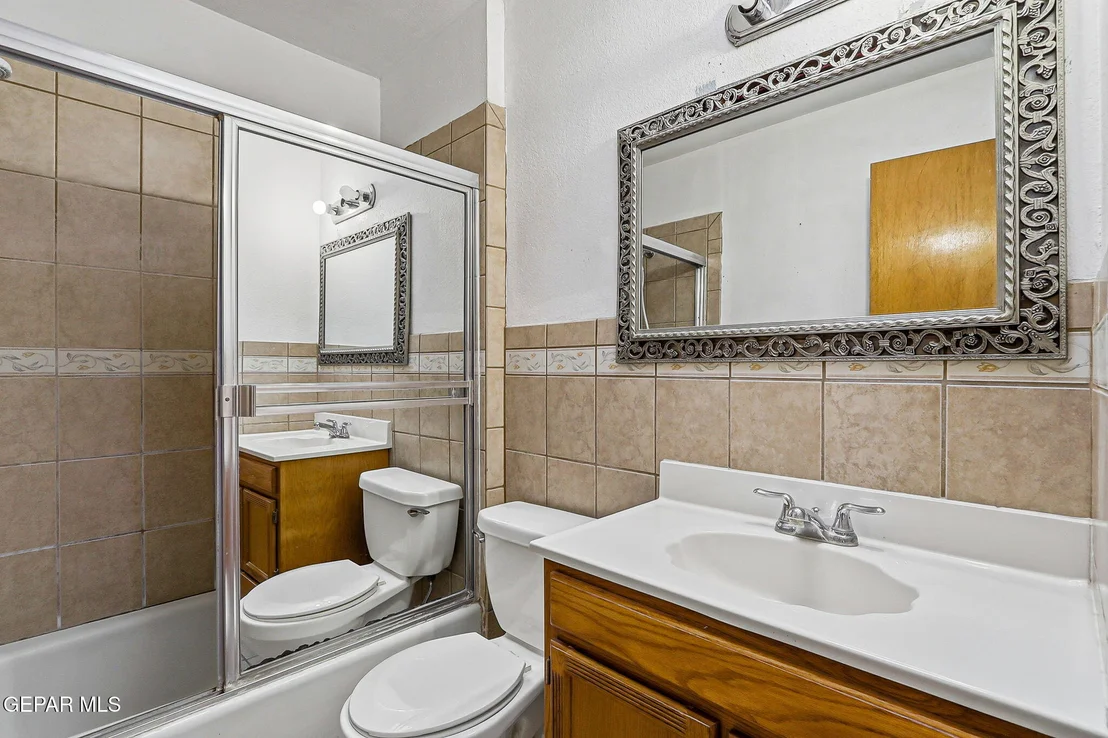 Photo of 495 CARMELITA Circle