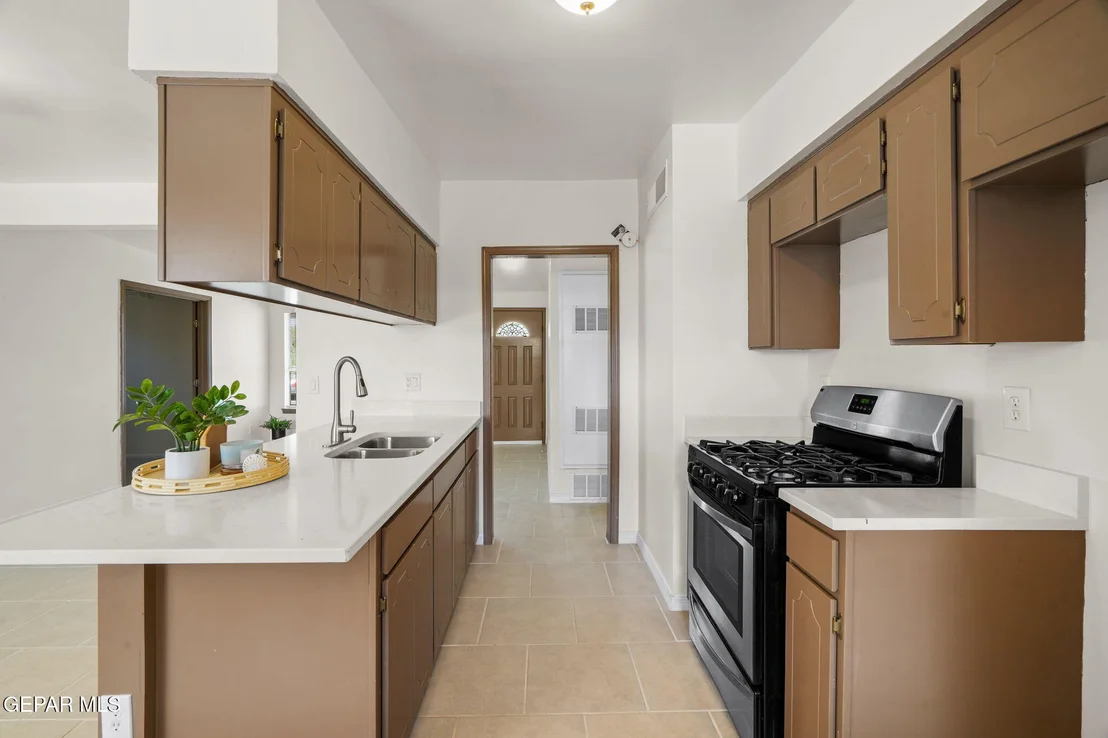 Photo of 8282 VALLE PLACIDO Drive