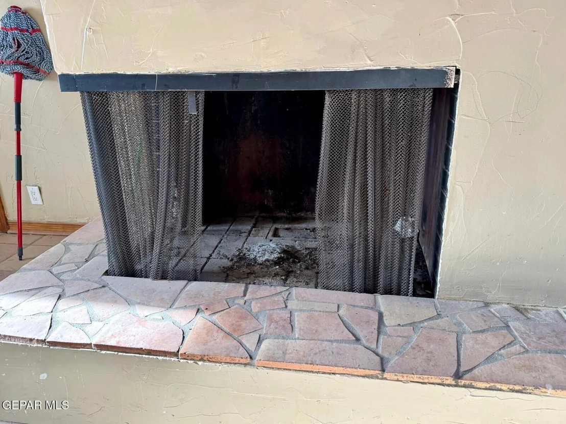 Photo of 1301 GRISSOM Lane