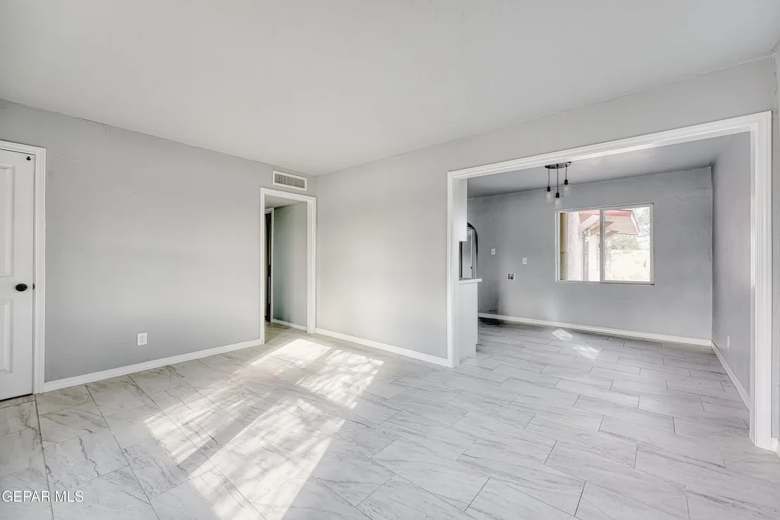 Photo of 533 Montecito Road