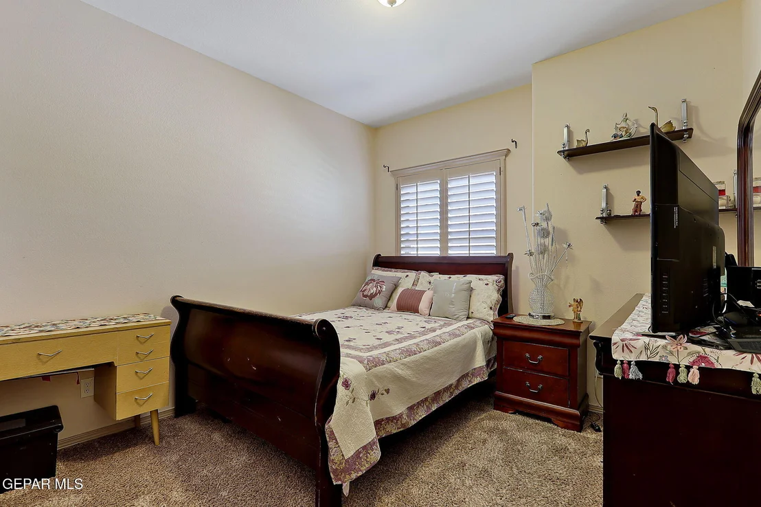 Photo of 13174 Wesleyan