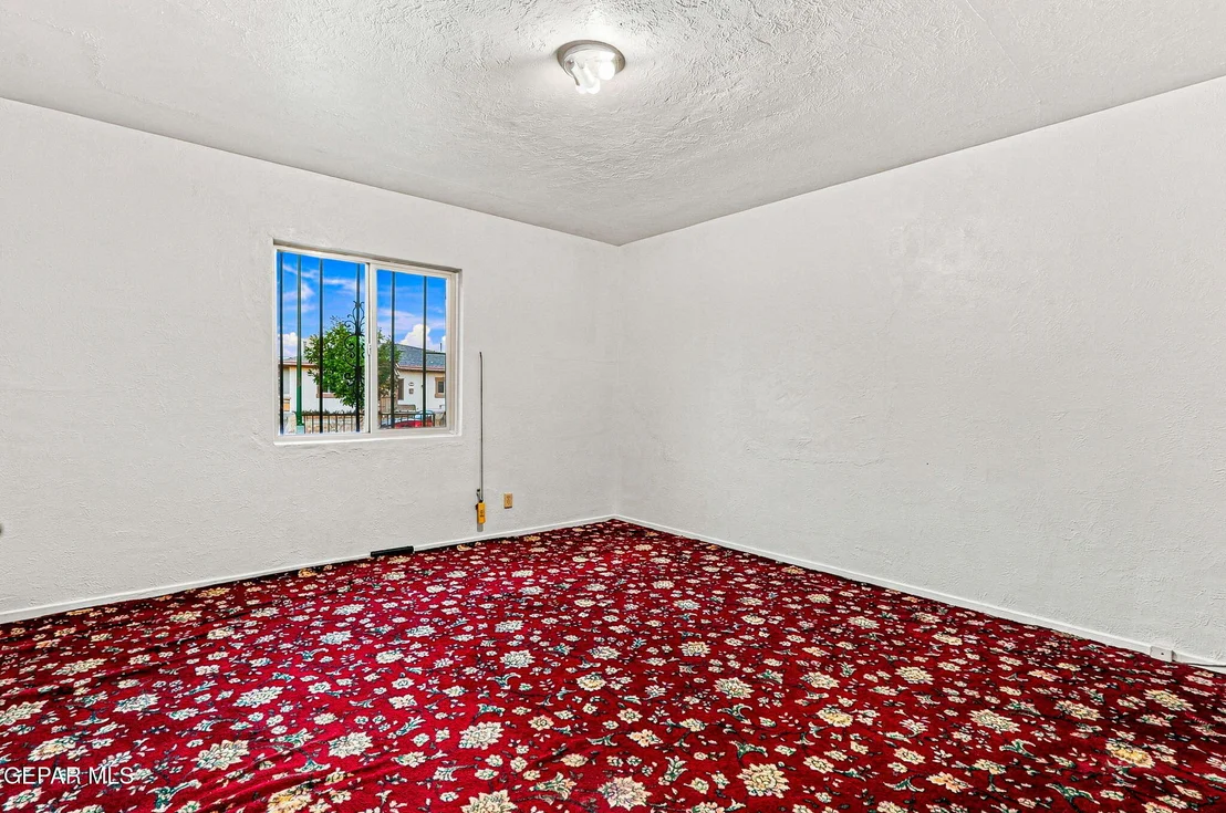 Photo of 637 Alicia Drive
