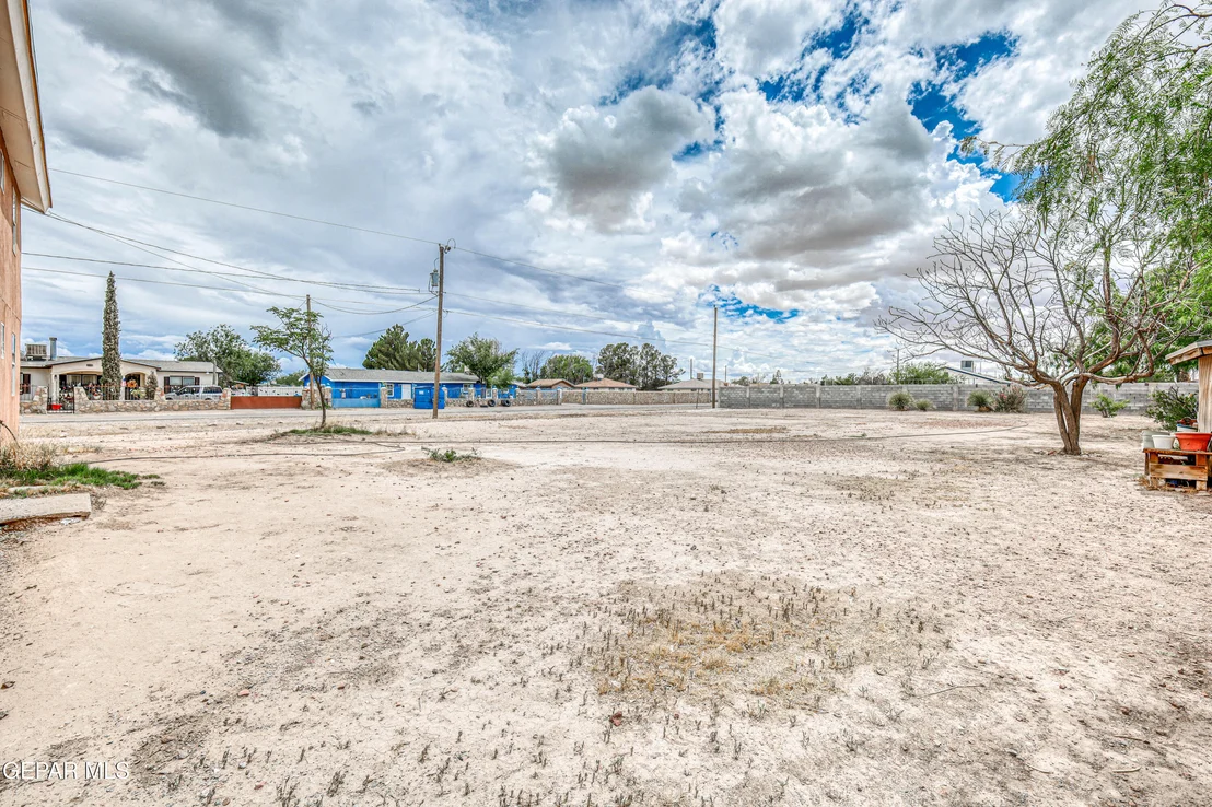 Photo of 11581 Valle Verde Road