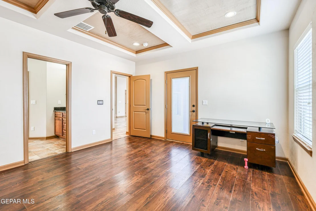 Photo of 12152 CHAPEL HILL Road