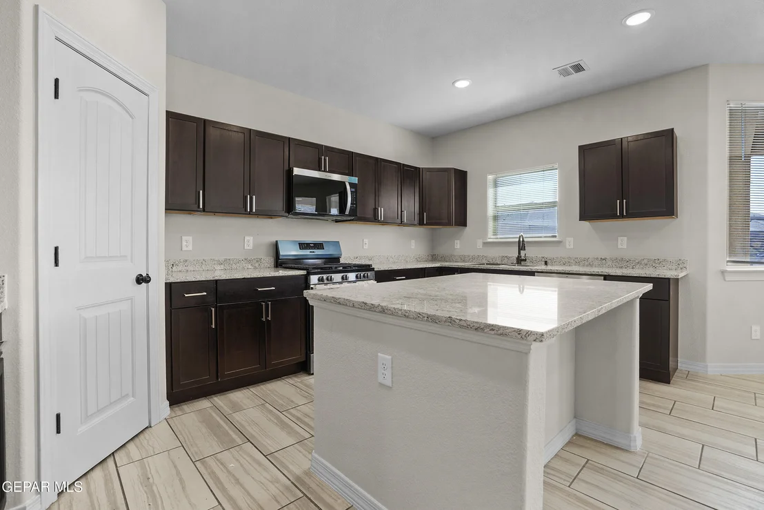 Photo of 10612 Hidden Arch Place