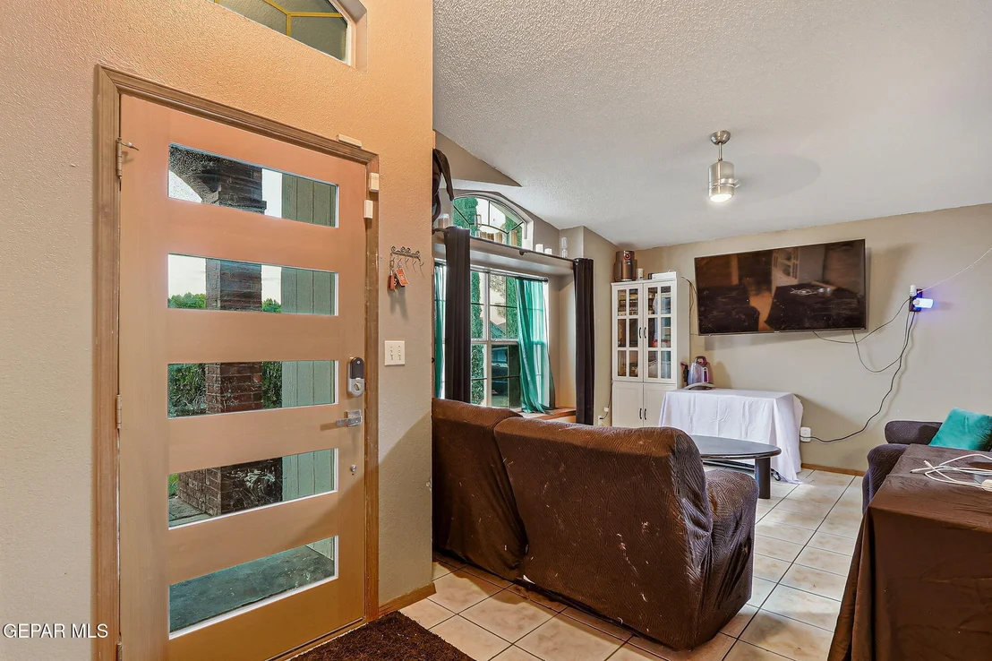 Photo of 11908 KINGS CREST Drive