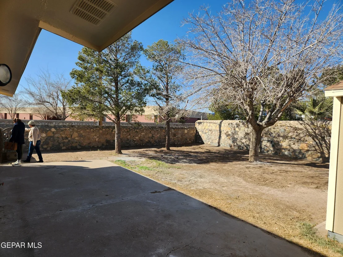Photo of 901 CARLOTTA Drive