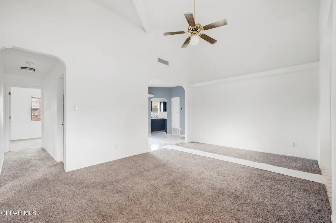 Photo of 11421 LONE WOLF Circle