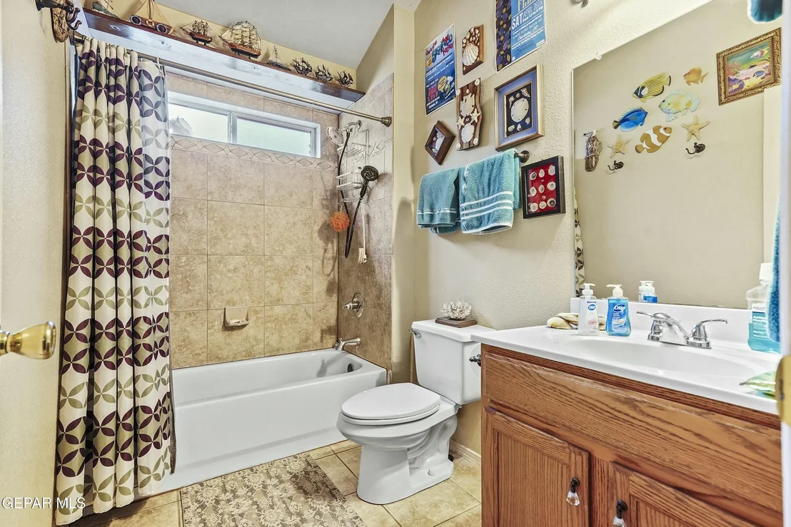 Photo of 13812 DESERT HIGHLANDS Lane