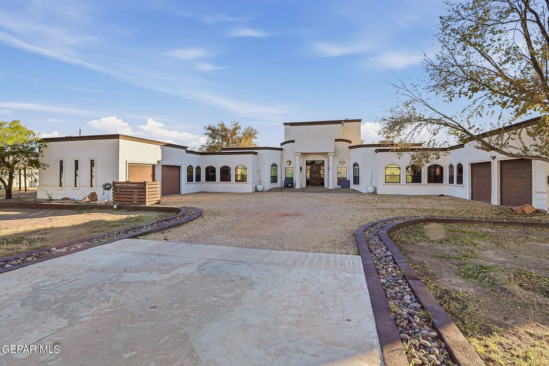 Photo of 800 SMOKEY RIDGE Court
