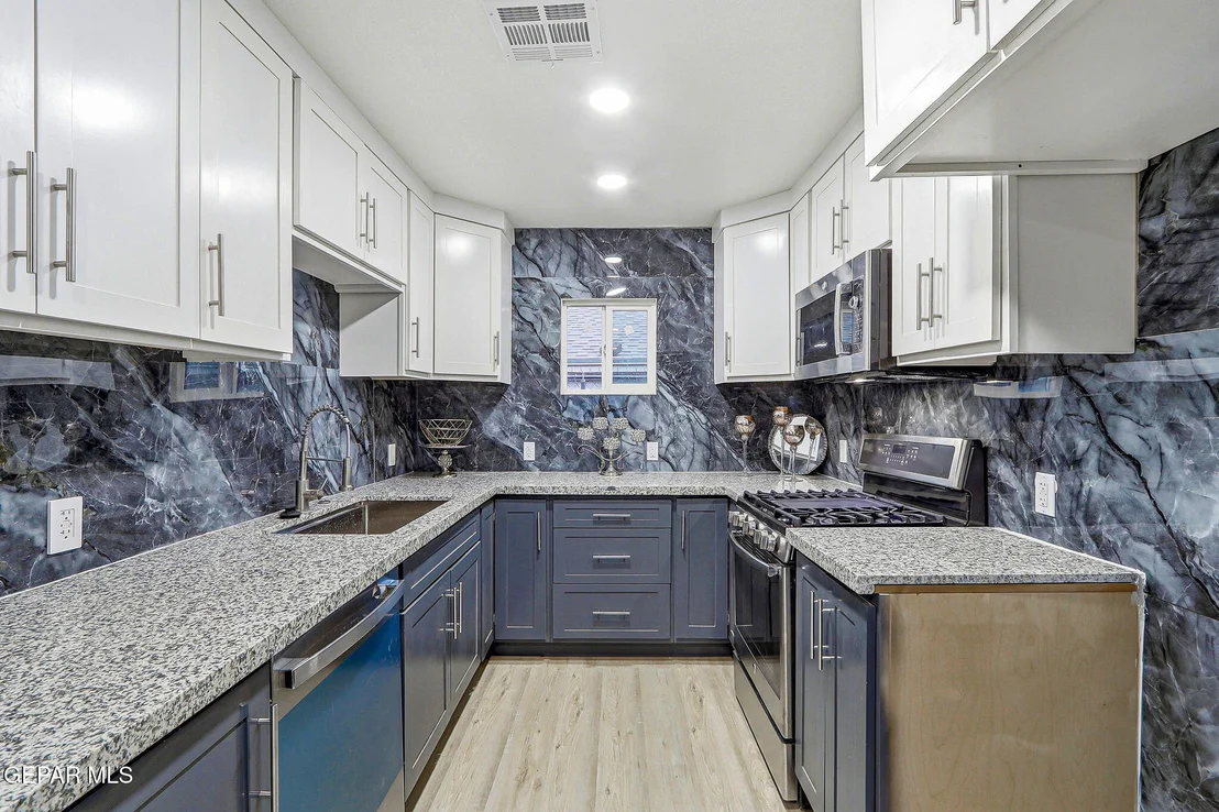Photo of 1510 N Brown Street