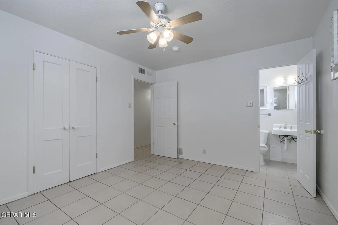 Photo of 1210 CAPER Road
