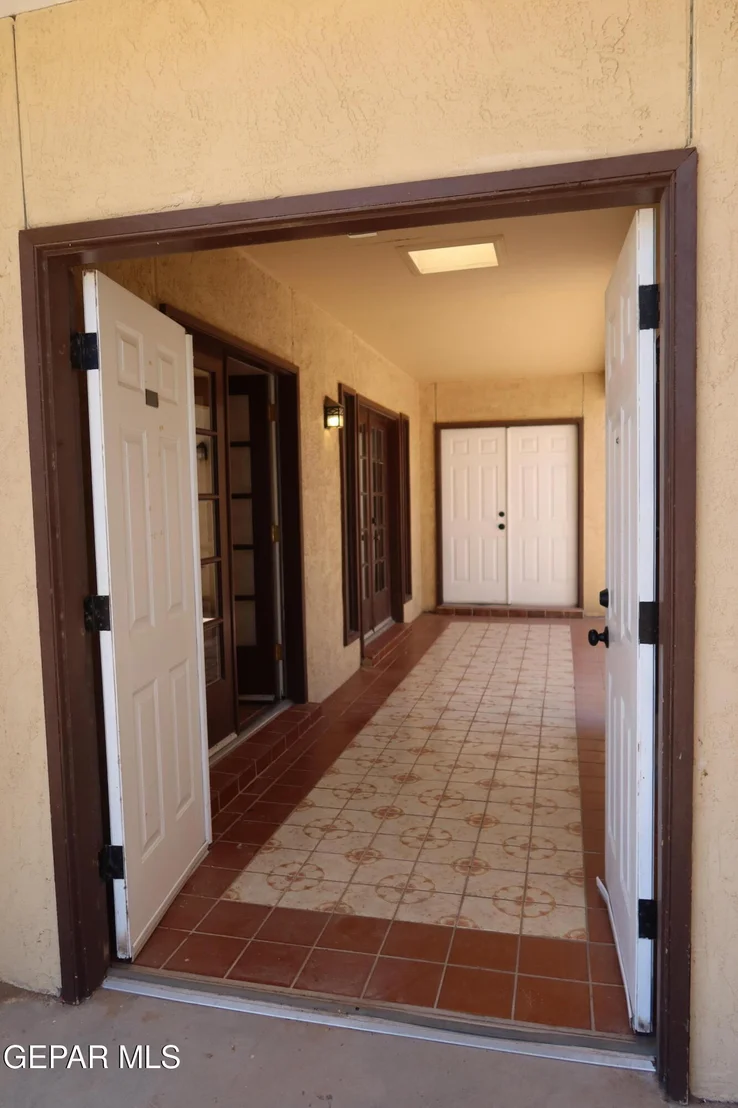 Photo of 836 DE LEON Drive