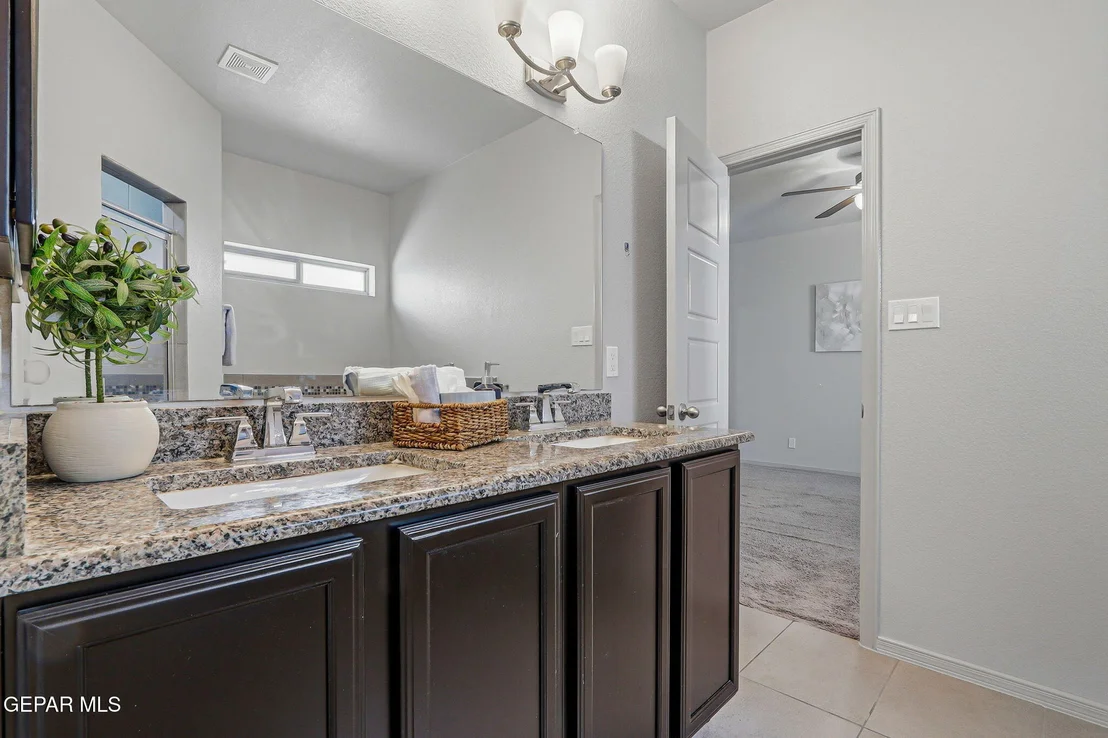 Photo of 14425 JOHNNY MATA Drive