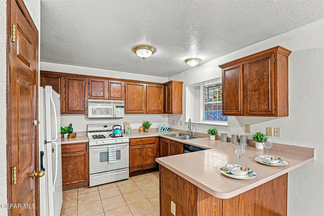 Photo of 912 TOTONACA Lane