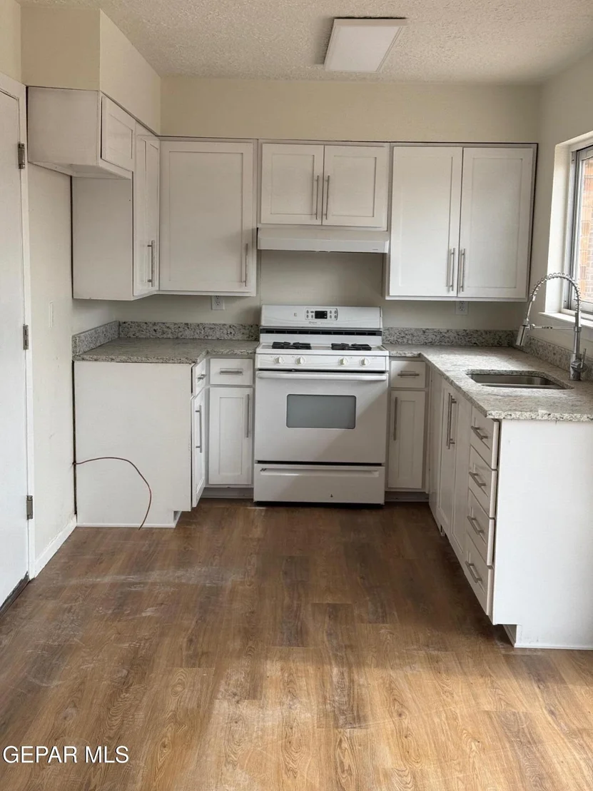Photo of 2612 DAN SIKES Drive
