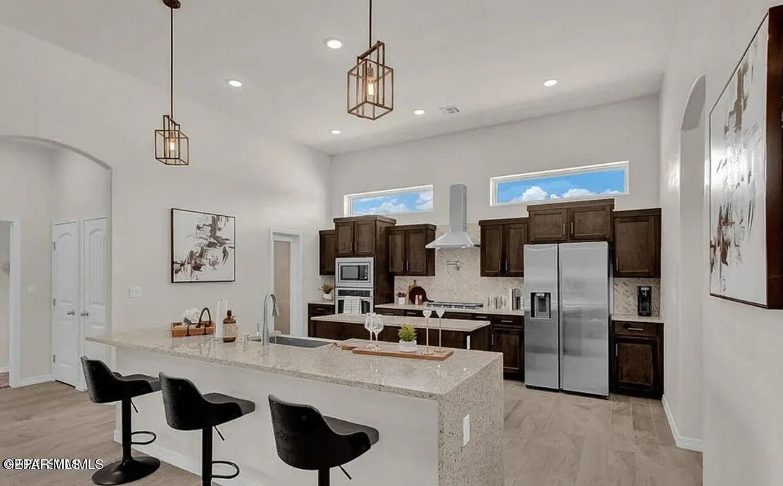 Photo of 6932 Levee Circle