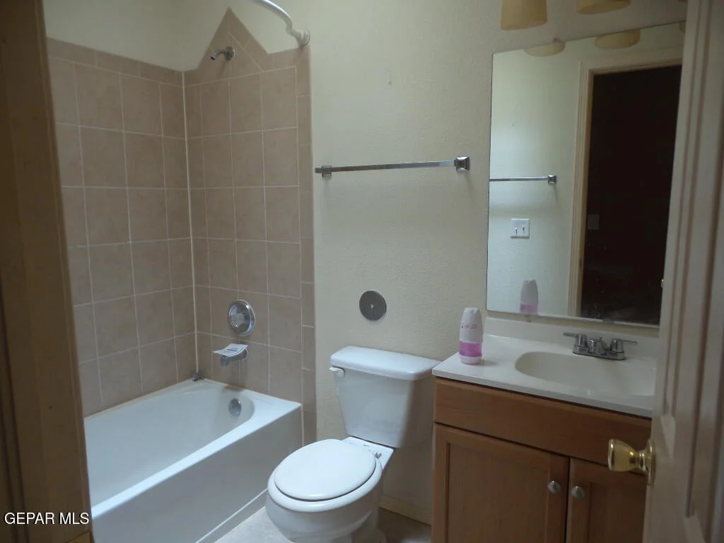 Photo of 3204 Olive Point Drive
