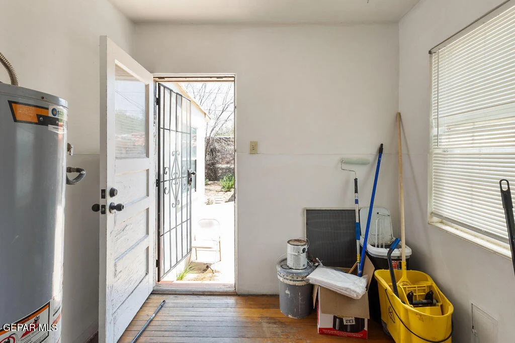 Photo of 708 E BALTIMORE Drive