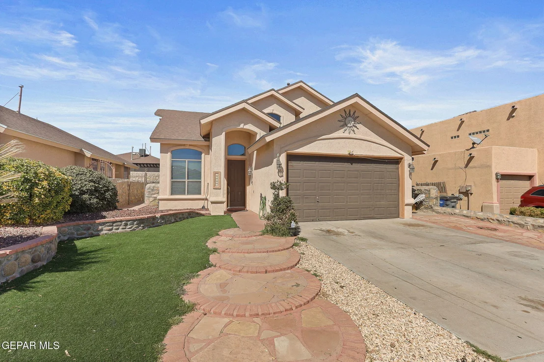 Photo of 12441 Paseo Blanco Drive
