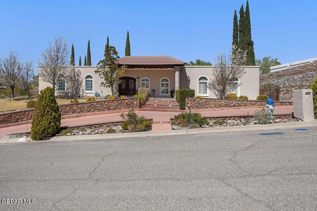 Photo of 6025 TORREY PINES Drive