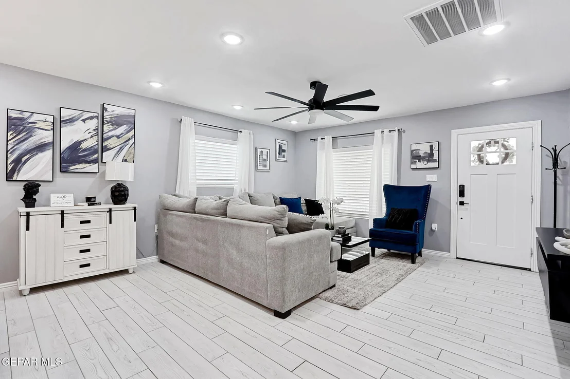 Photo of 7520 Wilcox Drive