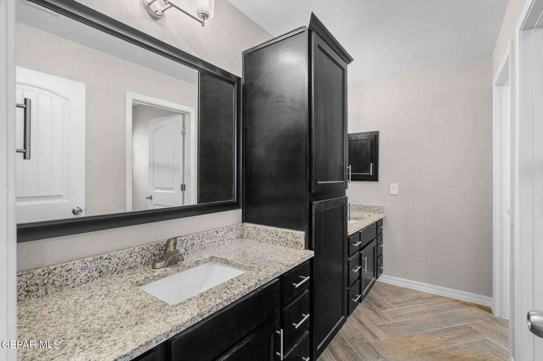 Photo of 7829 ENCHANTED RIDGE Drive