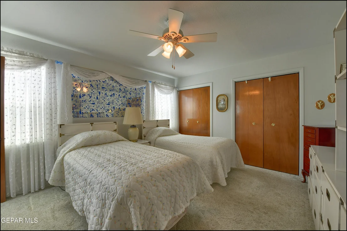 Photo of 9541 WAVERLY Drive