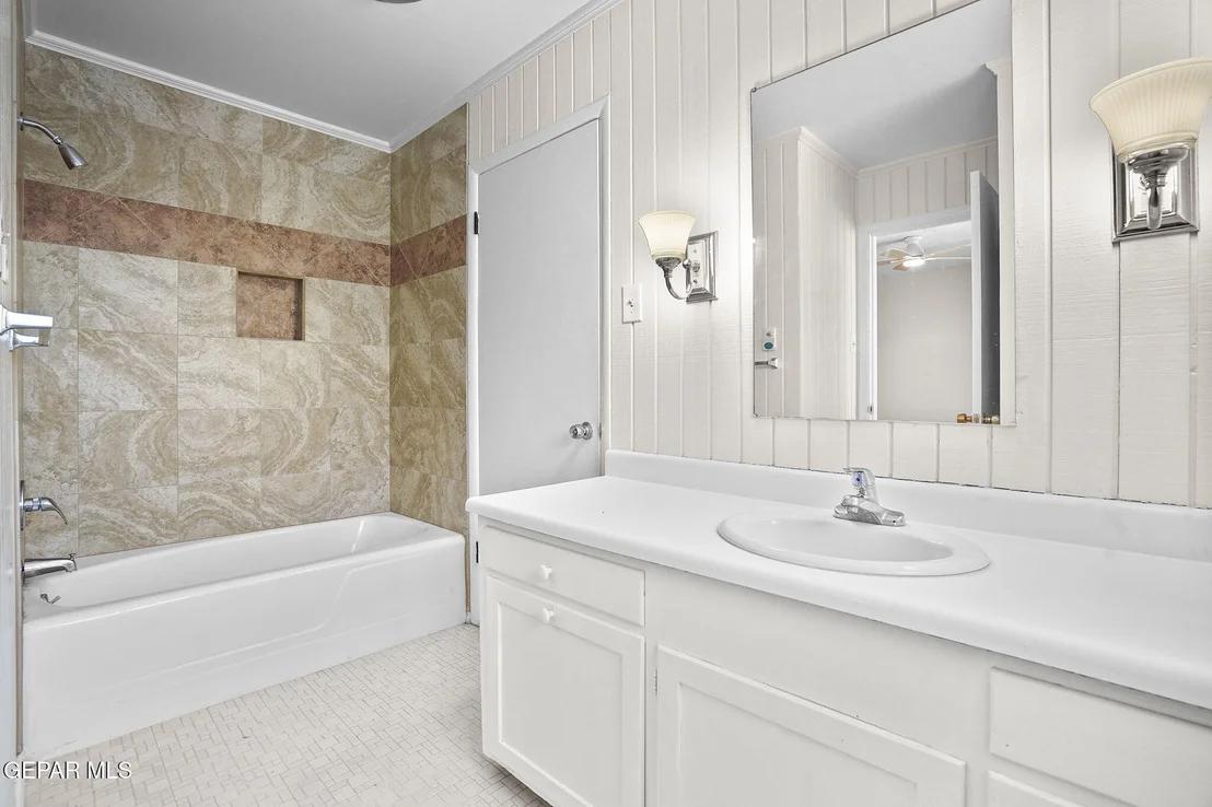 Photo of 416 POCANO Lane