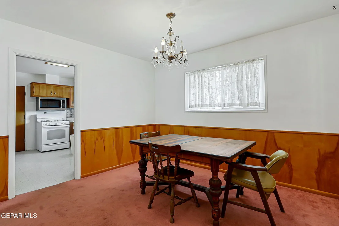 Photo of 4209 NORFOLK Lane