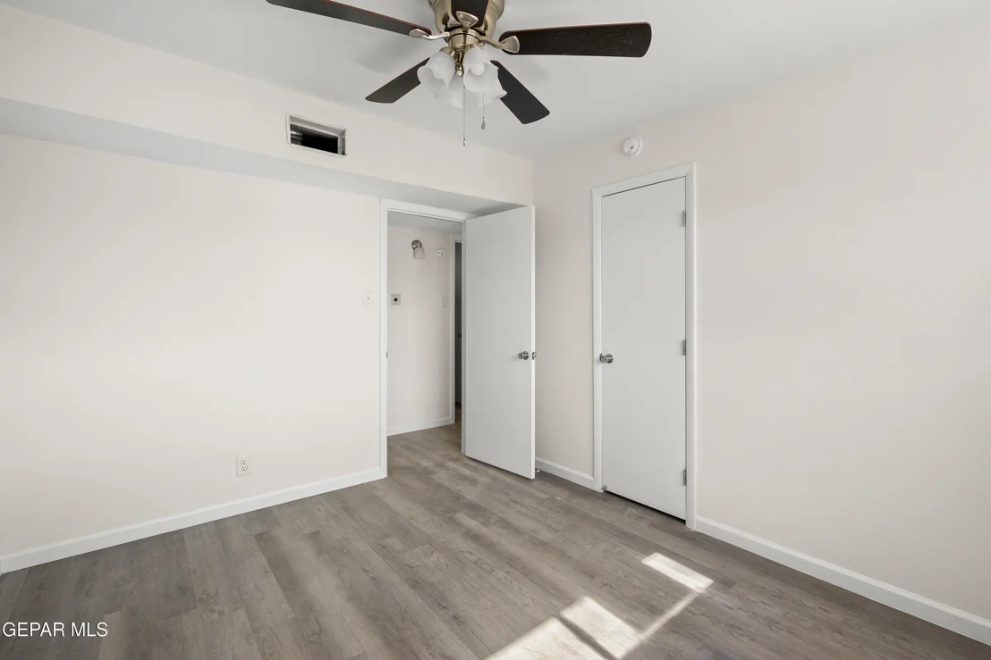 Photo of 5112 JERRY Drive