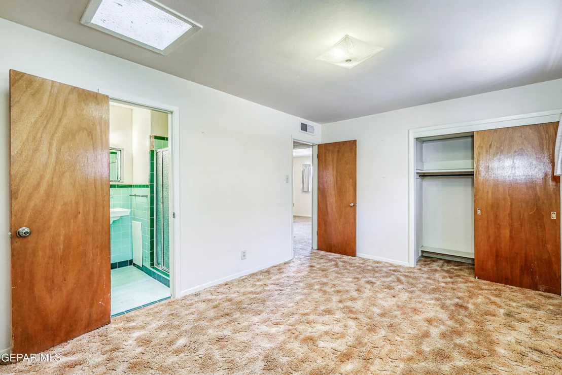 Photo of 309 DE LEON Drive
