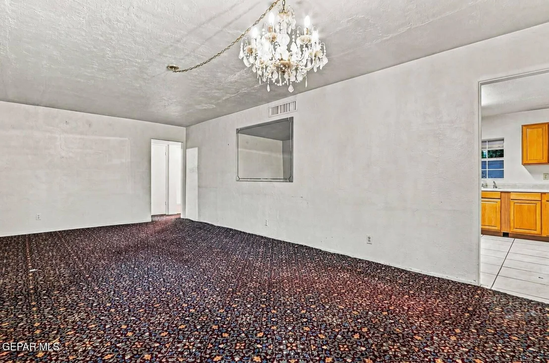Photo of 637 Alicia Drive