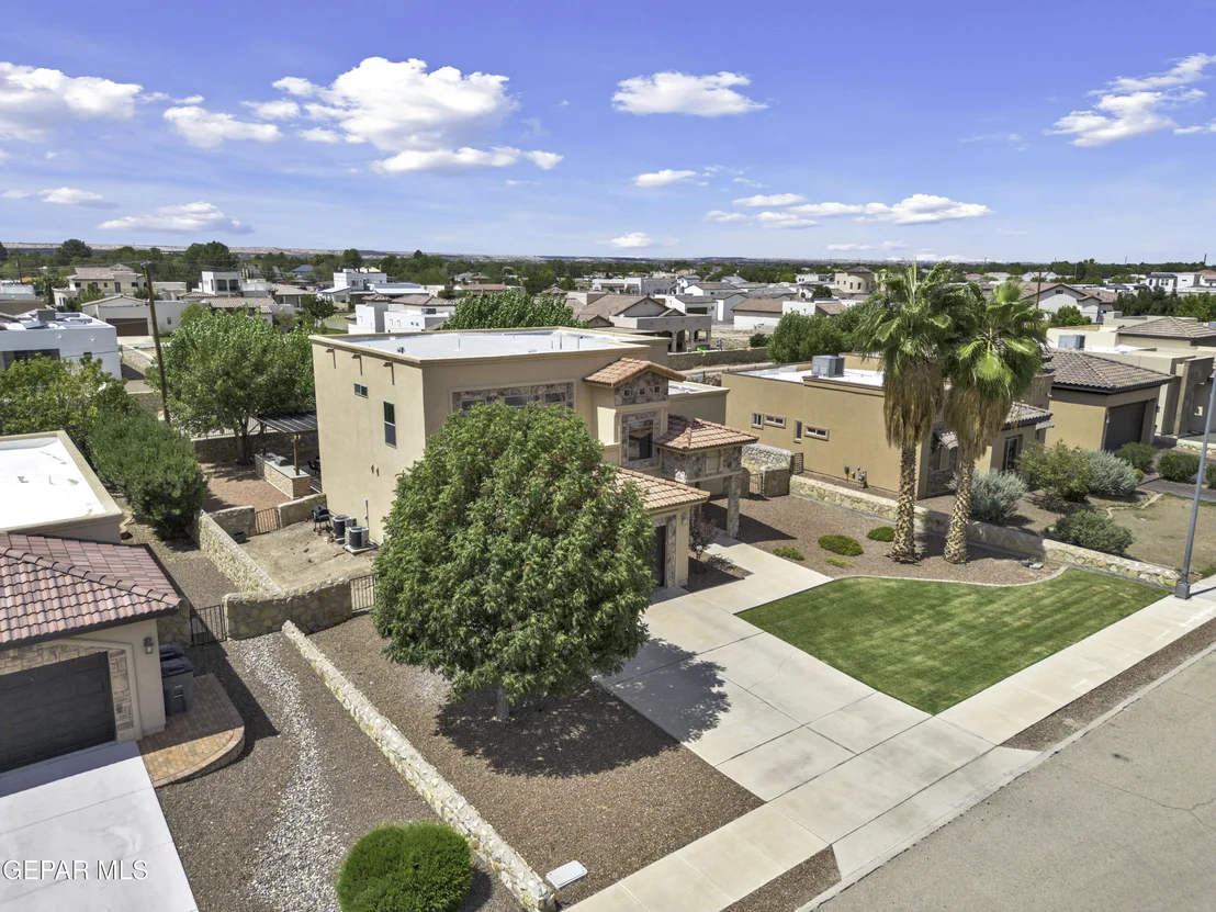 Photo of 5649 VALLEY MAPLE Drive