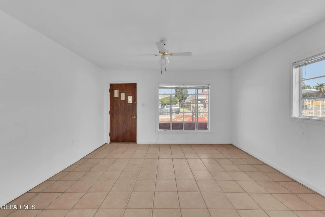 Photo of 1304 WAINWRIGHT Drive
