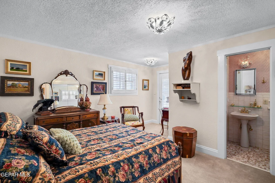 Photo of 3009 SILVER Avenue