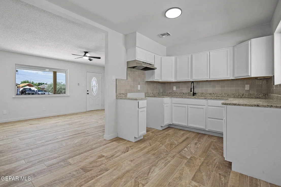 Photo of 212 MANUEL Drive