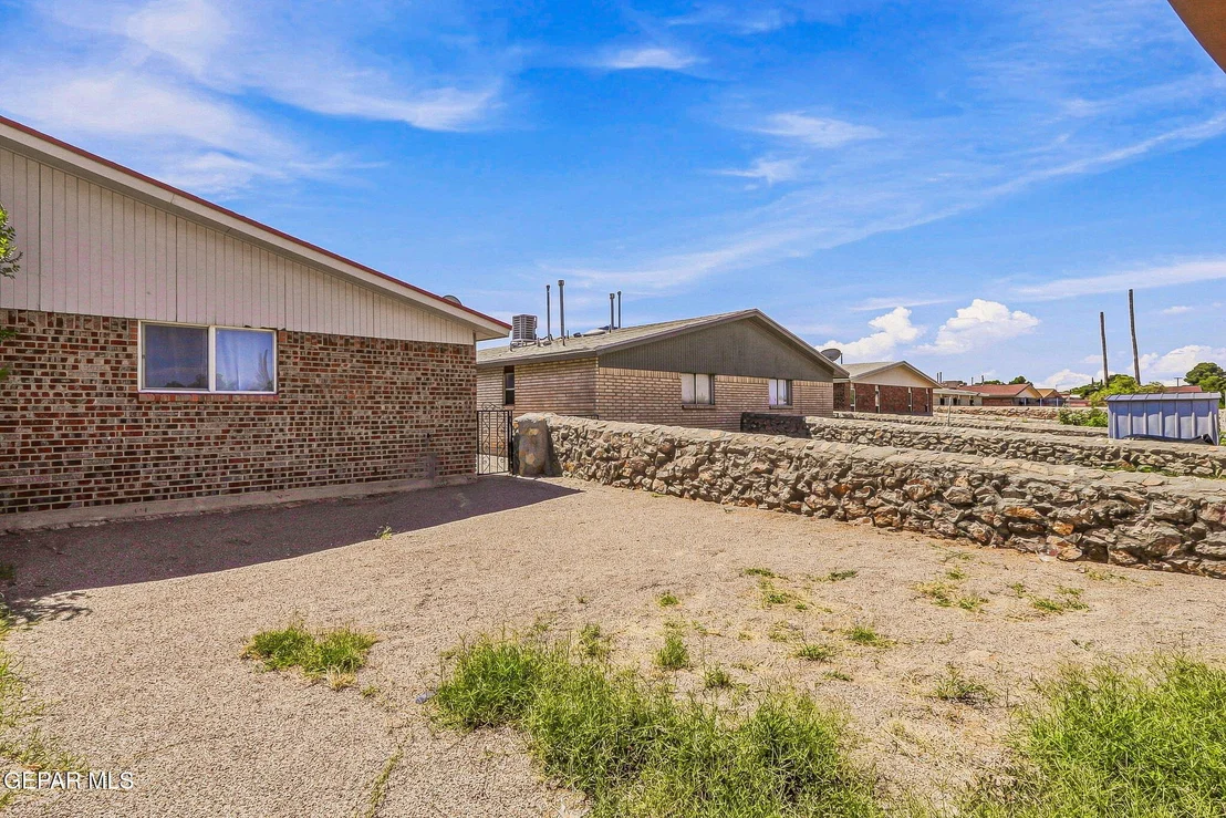 Photo of Unit AB at 2901 Beachcomber Drive