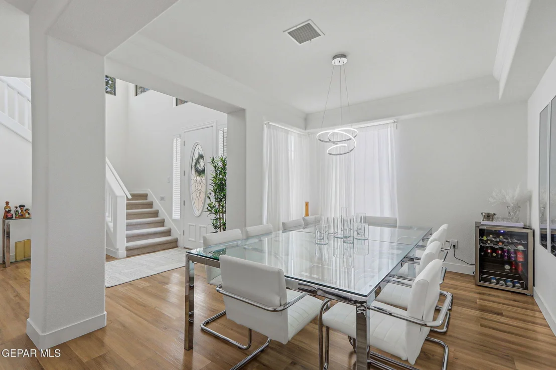Photo of 6325 FRANKLIN RED Drive