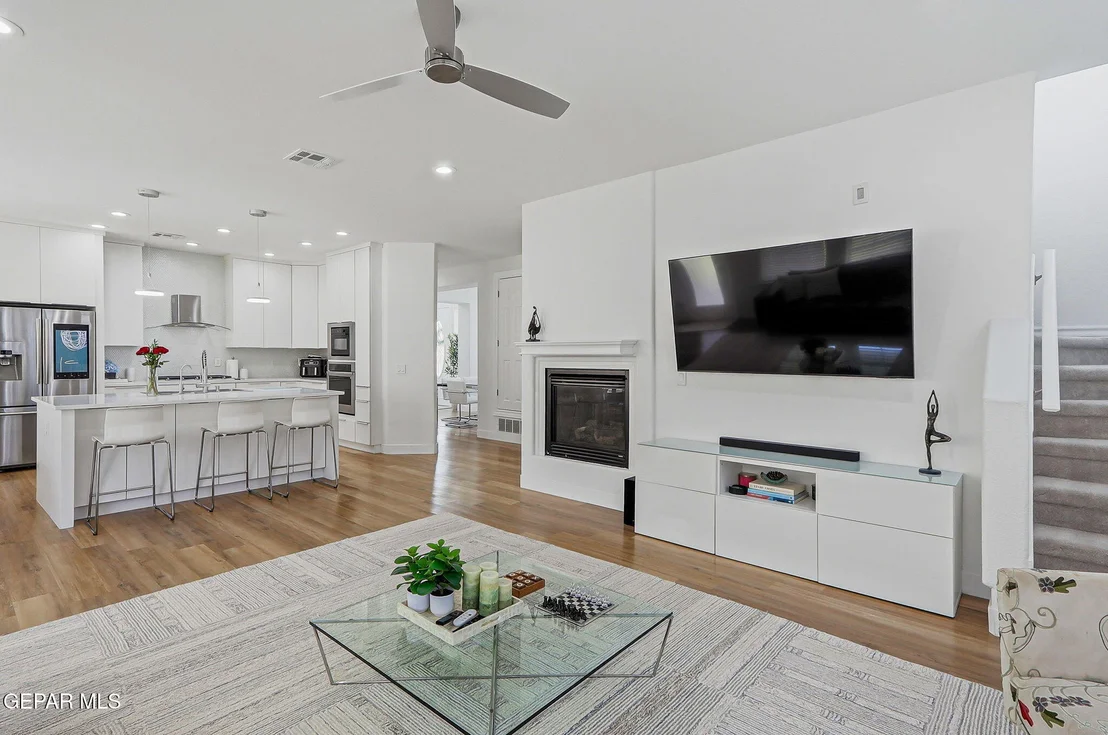 Photo of 6325 FRANKLIN RED Drive