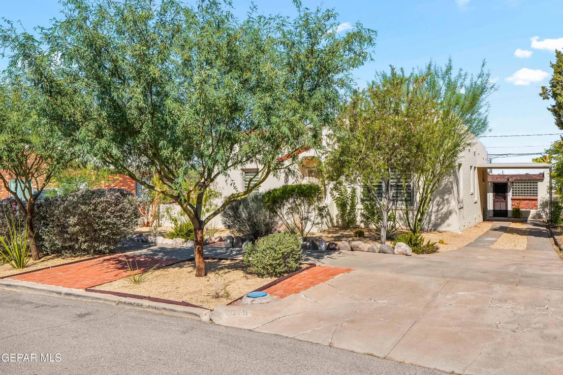 Photo of 1019 KELLY Way